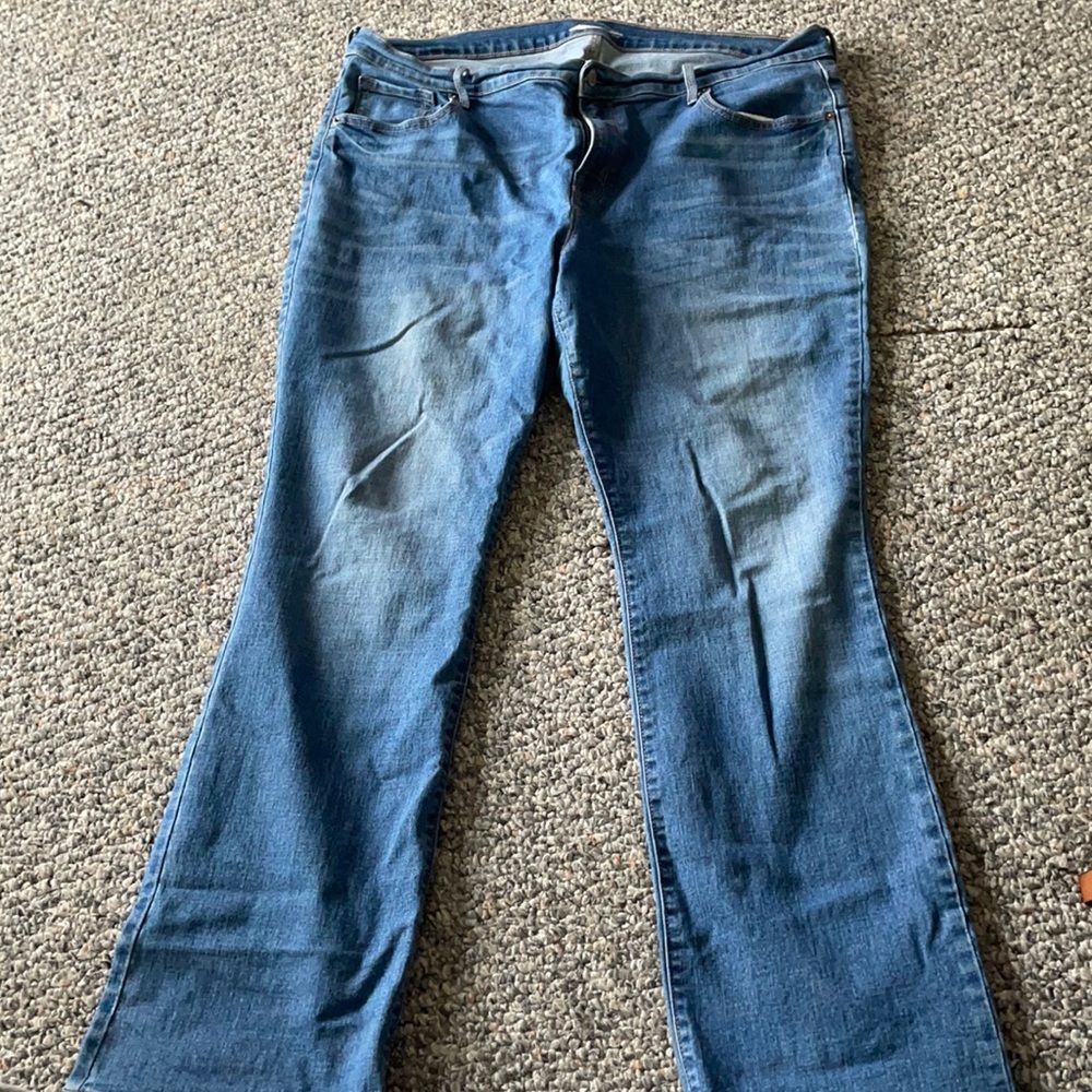 bootcut jeans